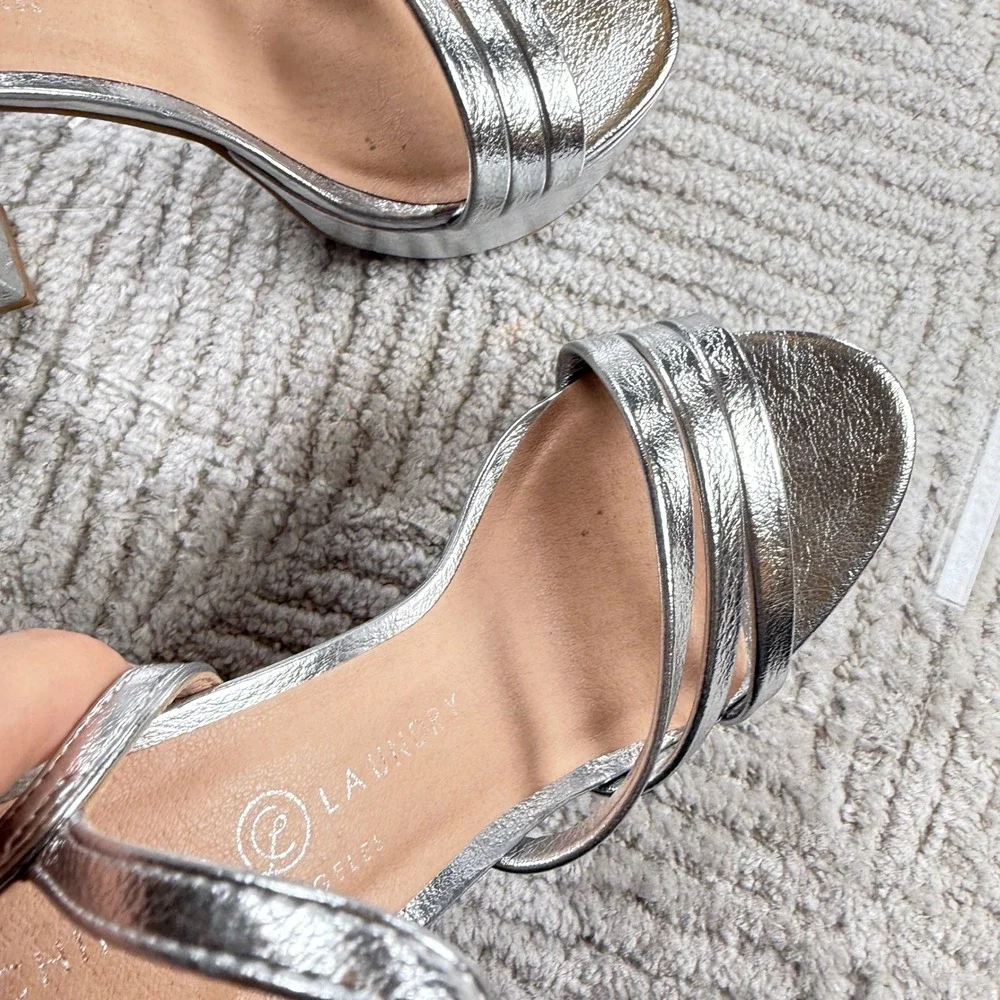 Chinese Laundry Platform Sandals Womens 8 Silver Block ARCP-001 Glam Y2K Party